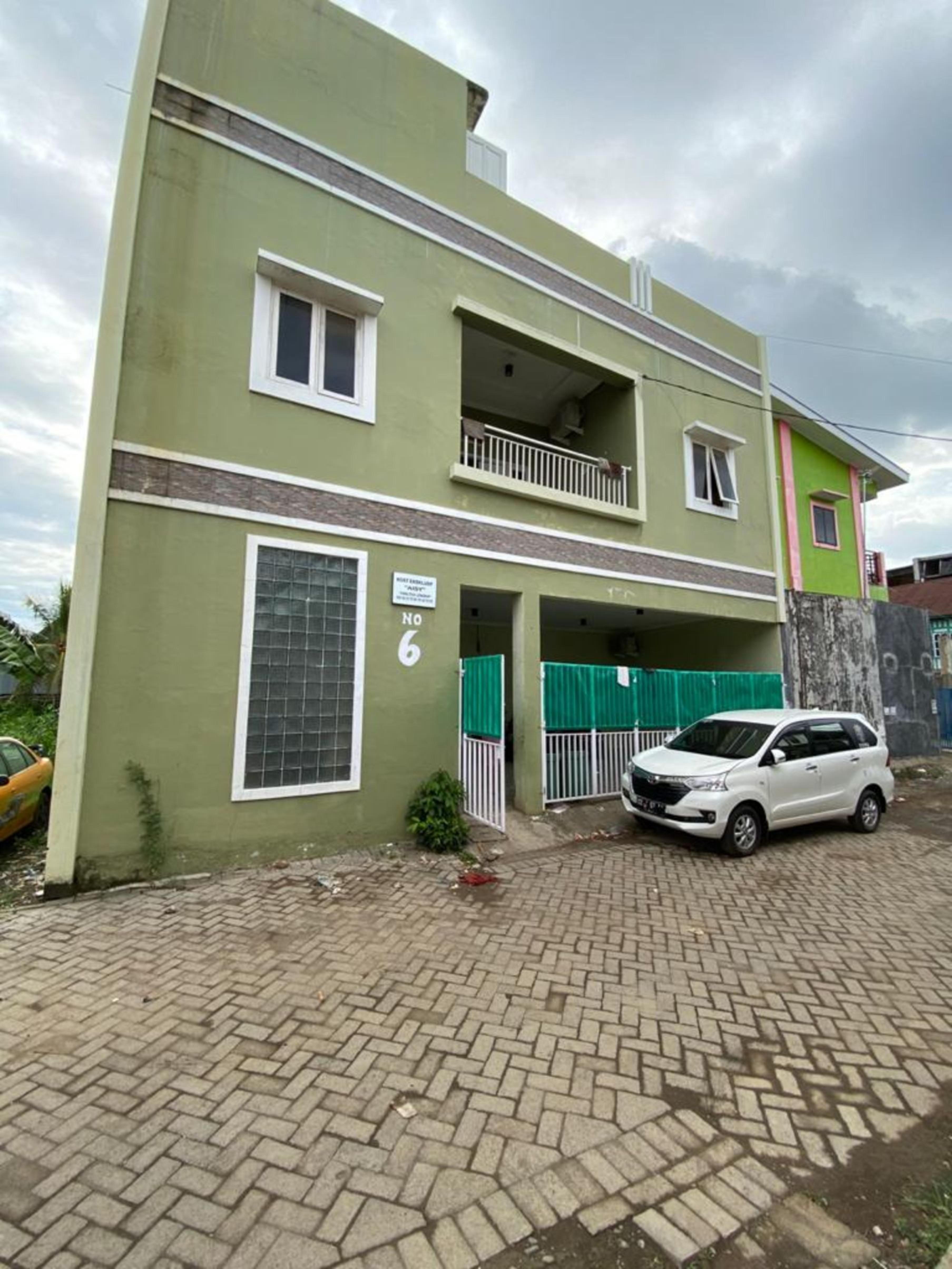 Penginapan Aisya Toa Daeng Makassar Exterior photo